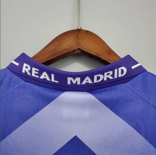 Retro Real Madrid 1996/1997 Away Football Shirt Thai Quality