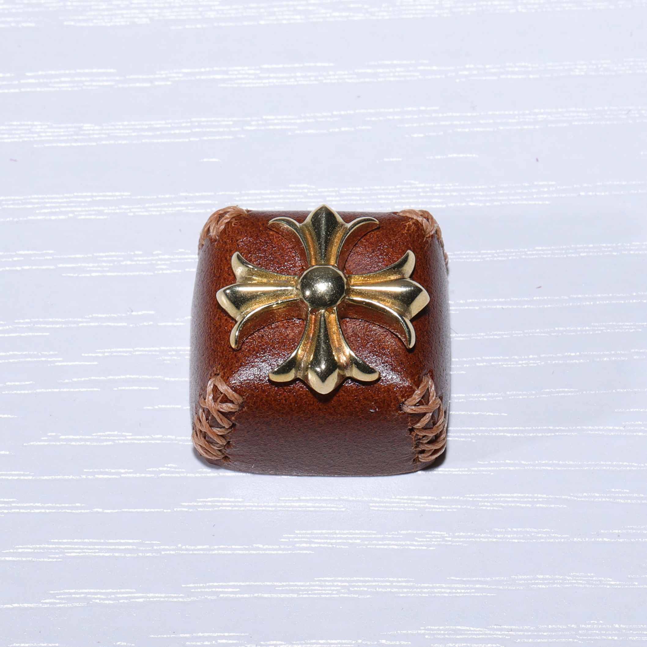 Handcrafted Leather Keycaps Axonkit