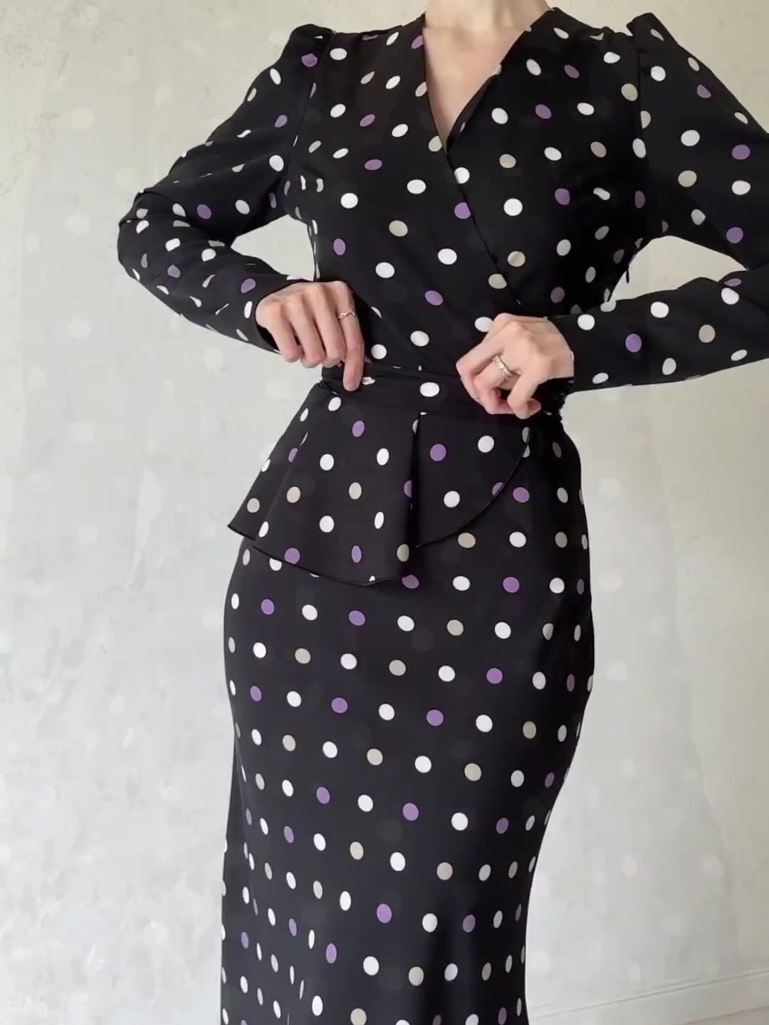 Chic Polka Dot V-neck Hip Strappy Dress | Oxredo Shop Ramadan Sale