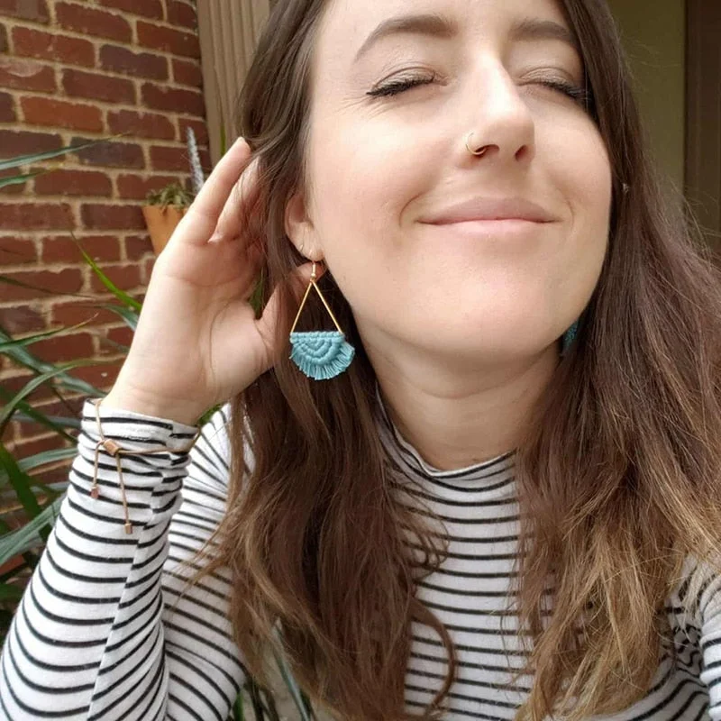 Dvacaman Ethnic Handmade Weave Macrame Earrings Cotton Thread Feather Fringe Tassel Earrings Wedding Jewelry Women Accessories