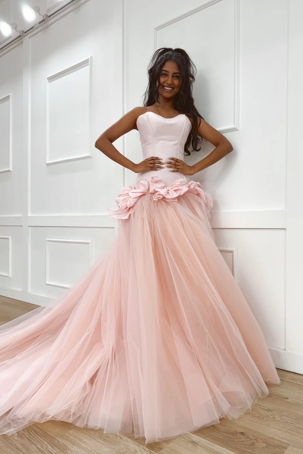 Lussooy Pink Mermaid Sweetheart Evening Dress in Satin and Tulle with Bows