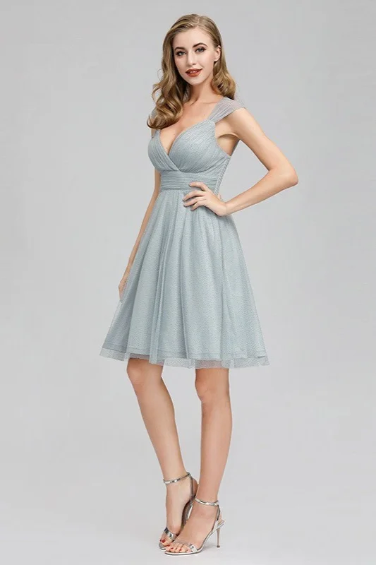 Elegant V-Neck Sleeveless Short Homecoming Dress Tulle Graduation Party Dress - lulusllly