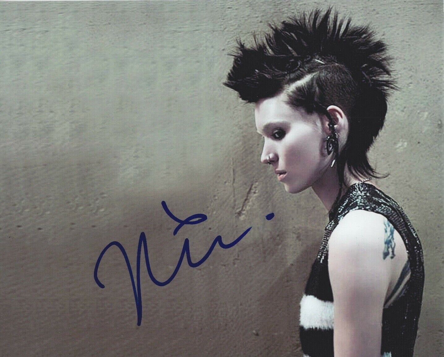 Rooney Mara Autographed Signed 8x10 Photo Poster painting ( Girl with the Dragon Tattoo) REPRINT