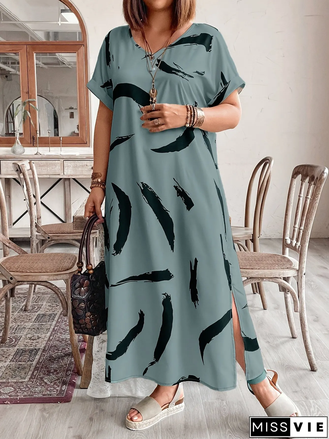 Plus Size Women short-sleeved printed slit dress