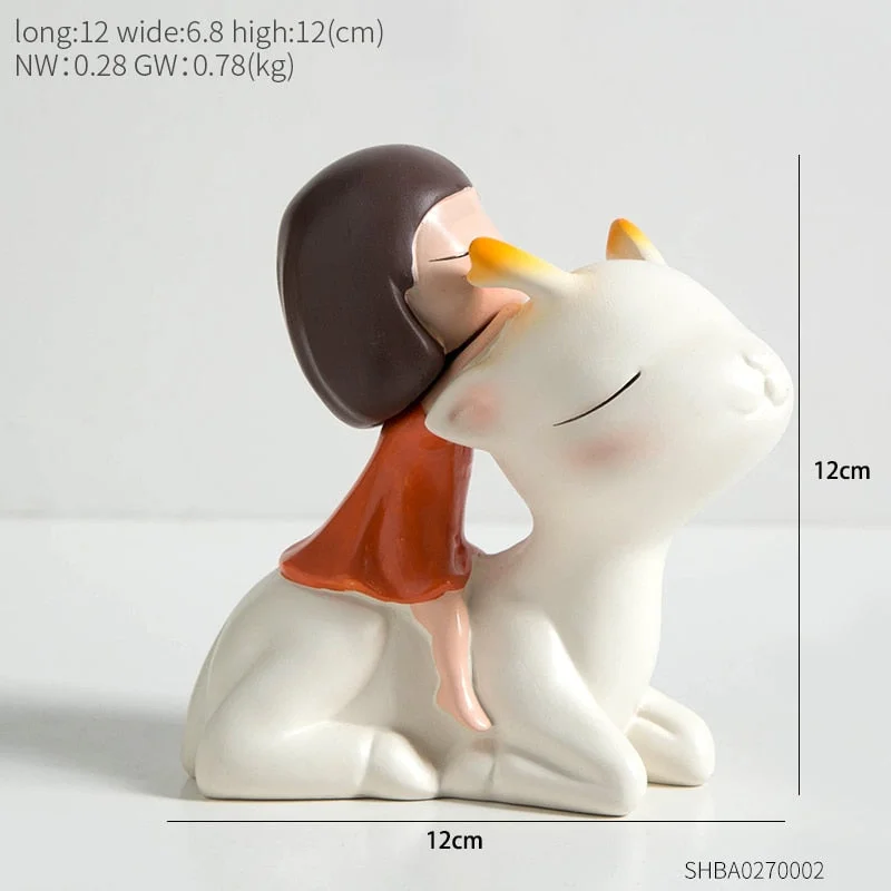 Christmas Decorations Resin Girl Model Mini Figures Home Decoration Accessories Modern Fairy Garden Room Decor Birthday Gifts