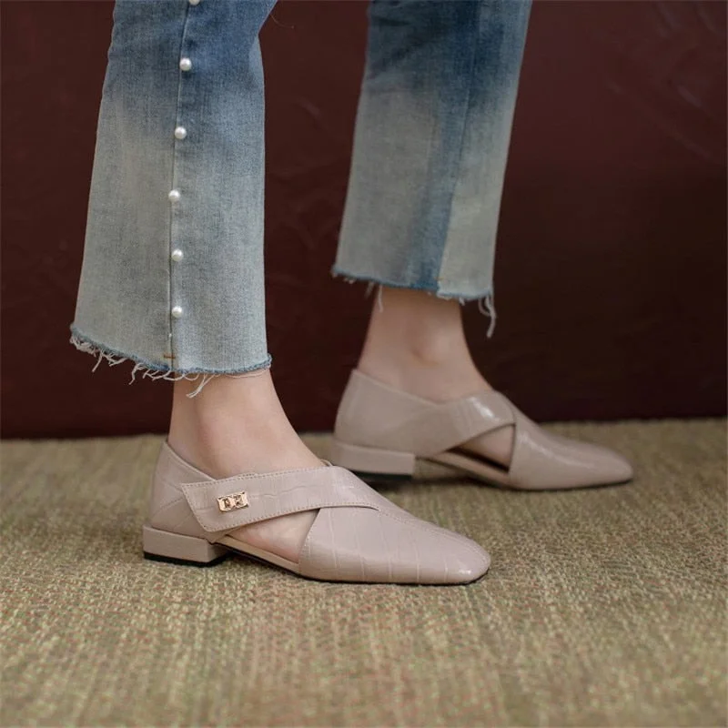 2022 Spring Genuine Leather Women Pumps Fashion Hollow Small Leather Shoes Low Heel Square Toe Buckle Solid Color Commuter Shoes