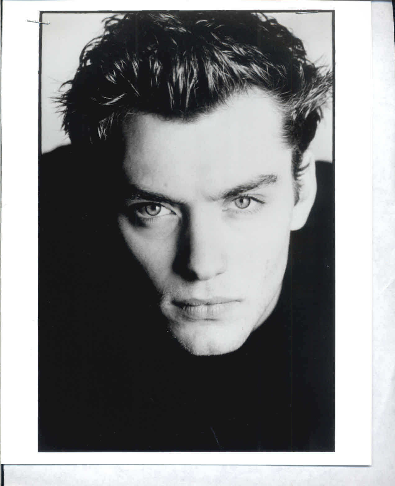 Jude Law - 8x10 Headshot Photo Poster painting w Resume - The Talented Mr. Ripley RARE