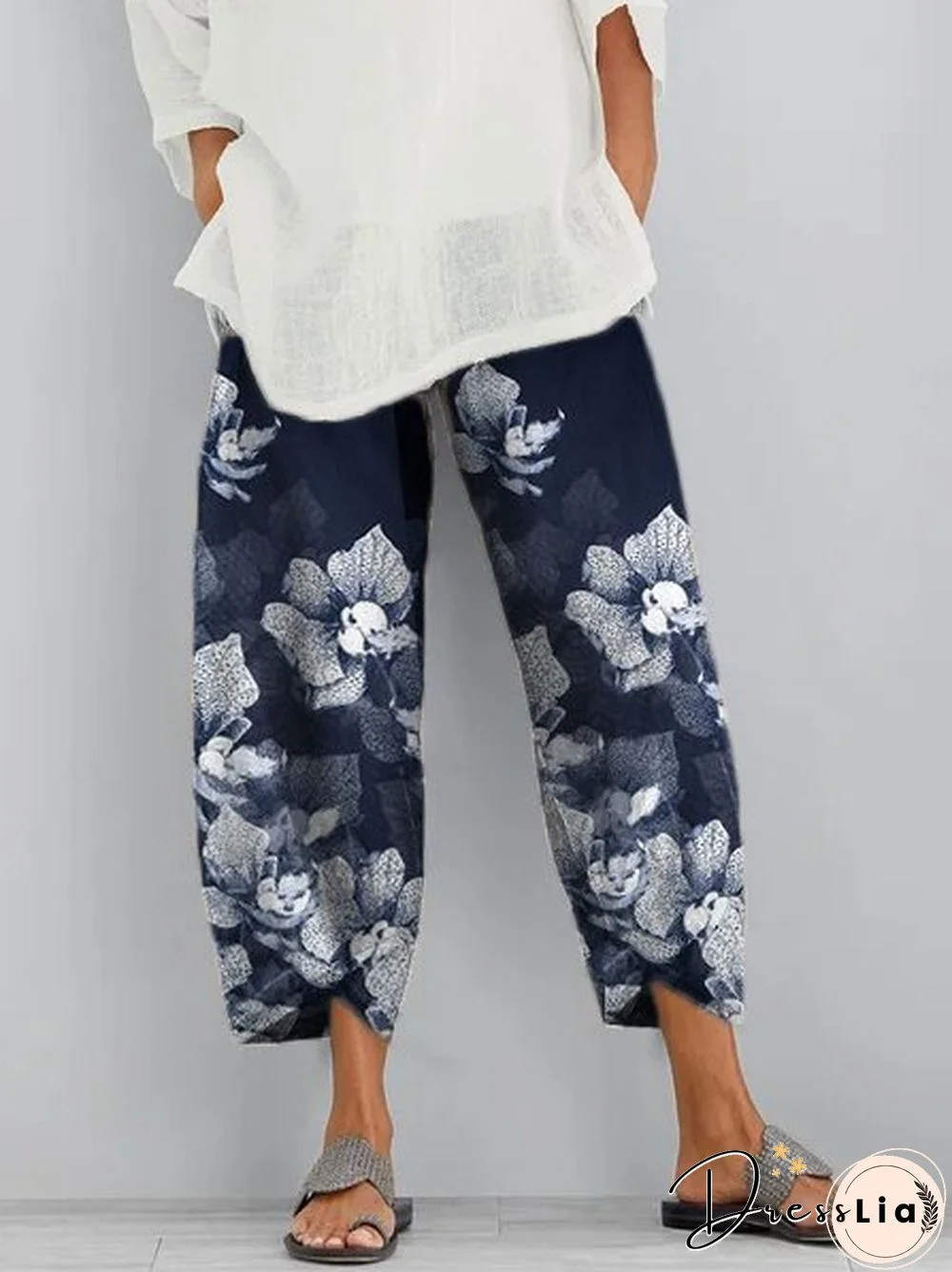 Printed Pockets Casual Pants