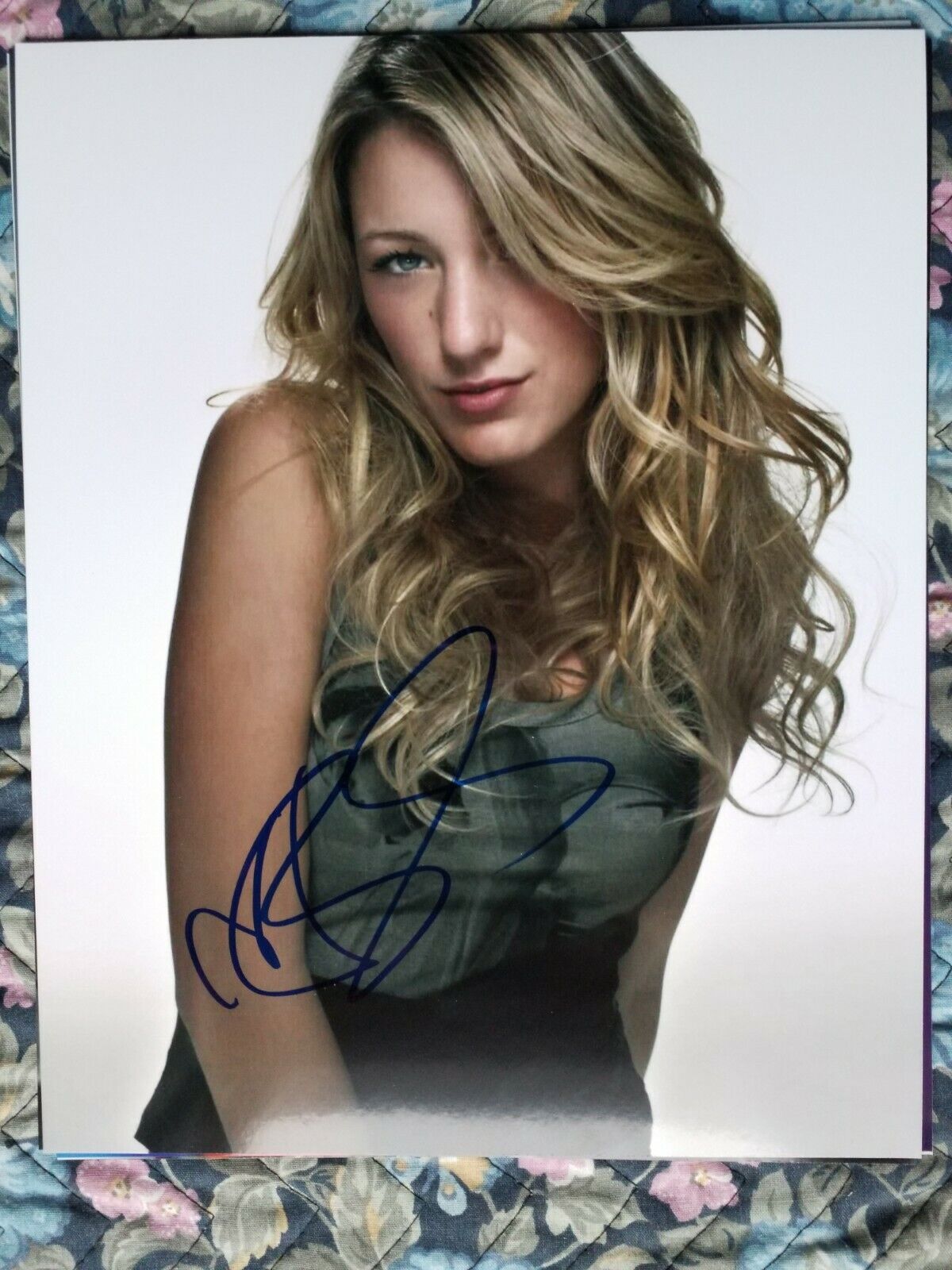 BLAKE LIVELY SAVAGES SIGNED 8 X 10 Photo Poster painting AUTHENTIC AUTOGRAPH