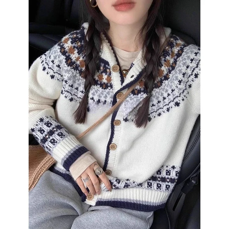 Athvotar Athvotar And Winter Retro Fair Island Sweater Coat Female White Jaccupy Milk Fufu Soft Glutinous Outer Knitted Shirt Top