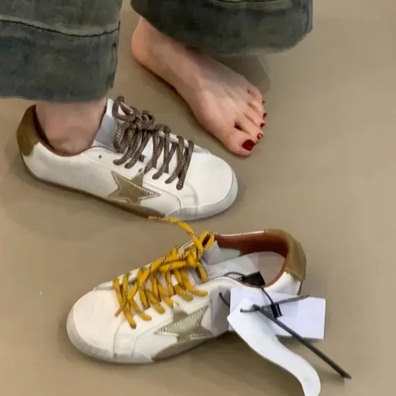 Churchf Churchf New Fashion Old Style Laceded Moral Shoes Women Retro Star Small Dirty Shoes College Style Sports Shoes