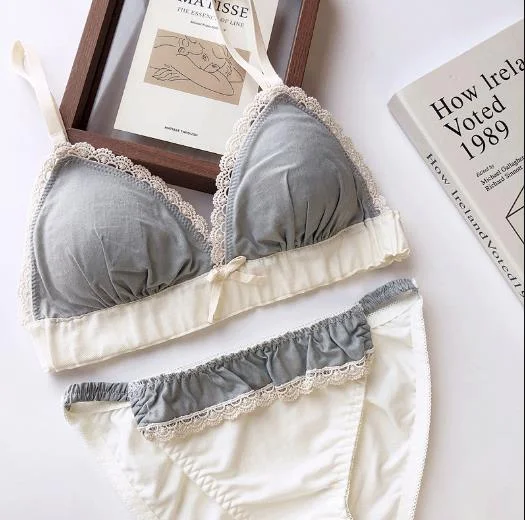 Wriufred Retro Cotton Wire Free Bra Sets Sexy Lace Lingerie Set Triangle Cup Women Bra Underpants Suit Girl Cute Bow Underwear
