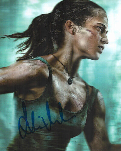 Autographed Photo Poster painting Alicia Vikander signed 8 x 10