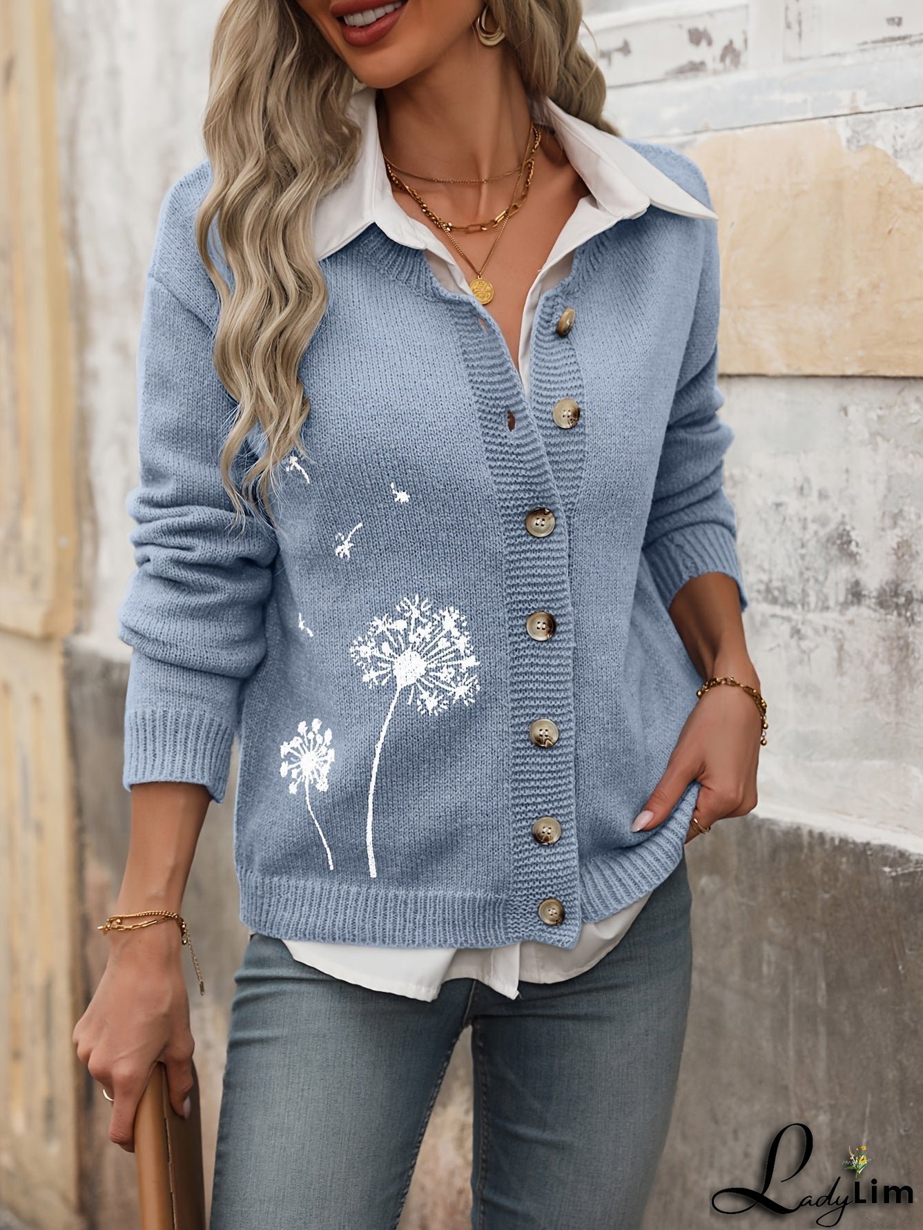 Modern and Comfortable Pullover