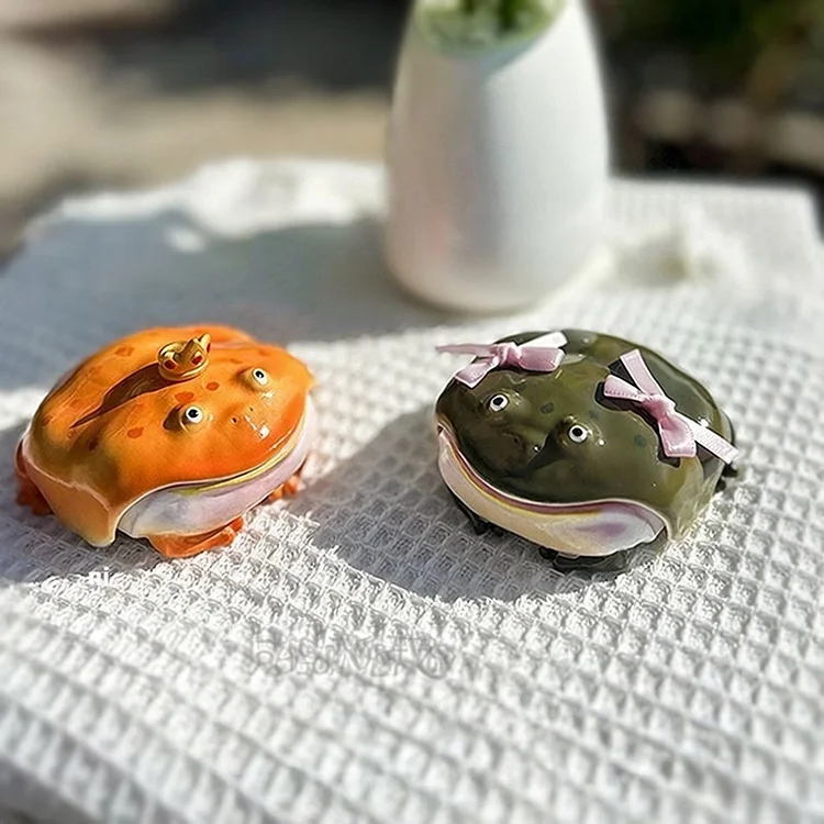 AirPods' Ugly-Cute Bodyguard 🐸