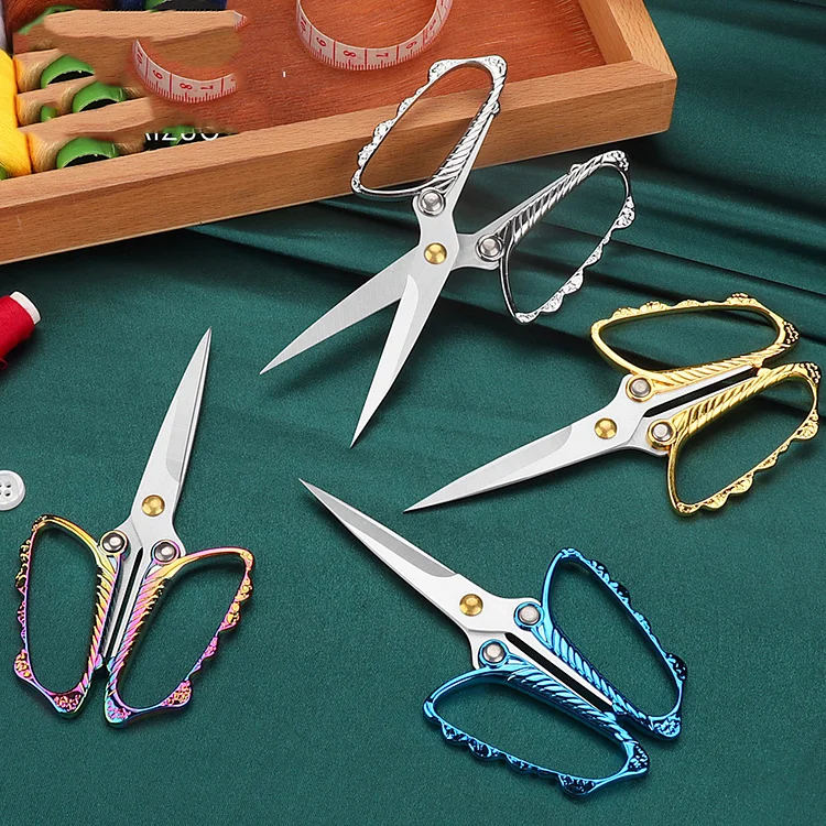 Craft Scissors, Retro Style Light Portable Stainless Steel Yarn Scissors  for DIY (Gold)