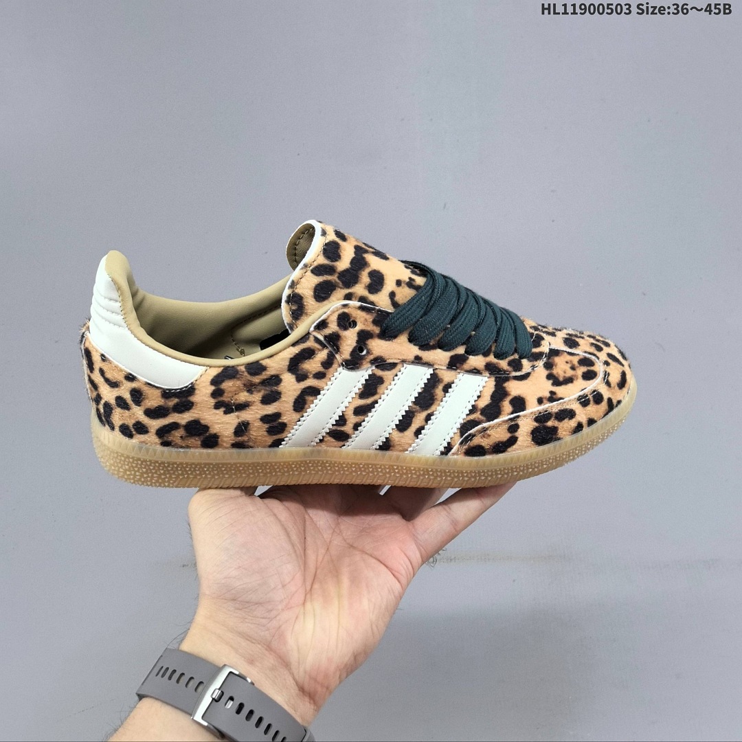 Dezen Football Style Multi-Purpose Low-Top Casual Sports Sneakers. Product Code: KI6674. IDHL11900503. Size: 36 - 45.