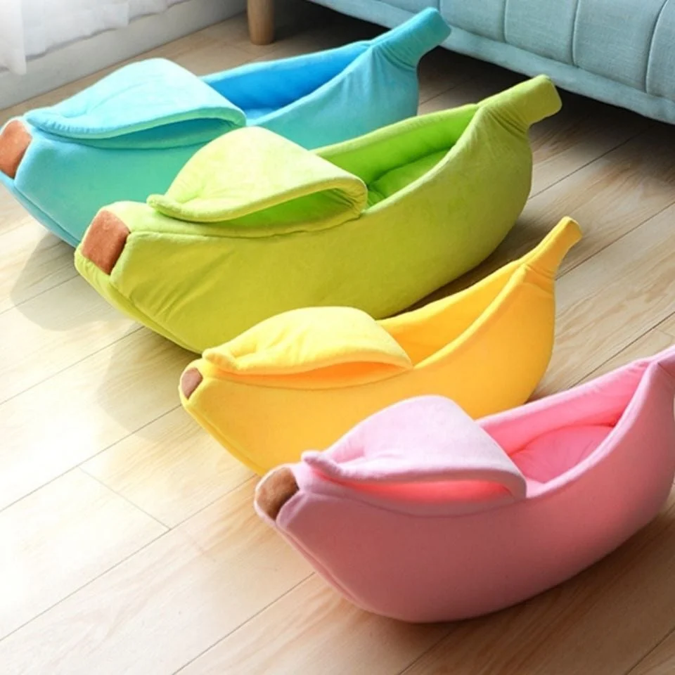 Cute Banana Portable Soft And Comfortable Pet Bed