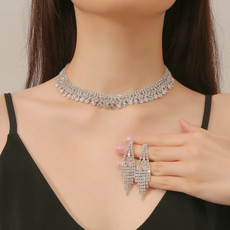 Fashion Rhinestone Necklace Earrings Set