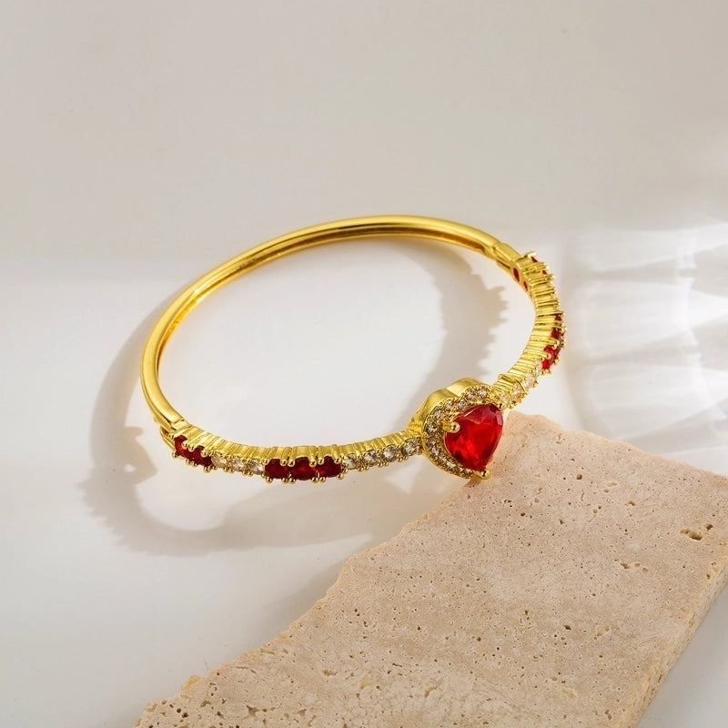 Copper Cute Sweet Inlay Heart Shape Rhinestones Bangle