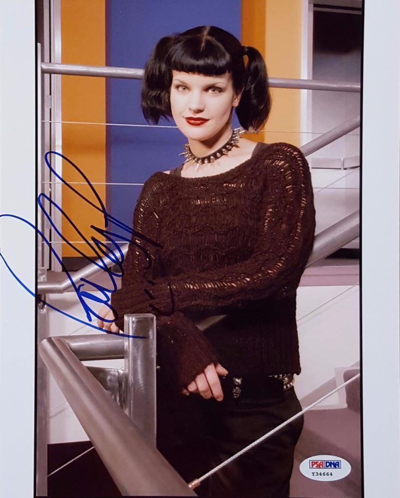 Pauley Perrette autograph signed Abby Sciuto NCIS 8x10 Photo Poster painting PSA/DNA COA Y34664