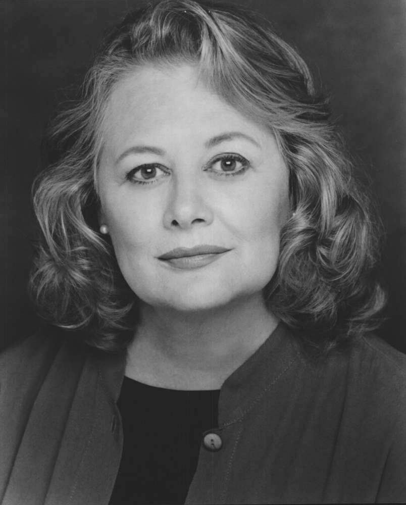 SHIRLEY KNIGHT - 8x10 Headshot Photo Poster painting w/ Resume - Ya Ya Sister..