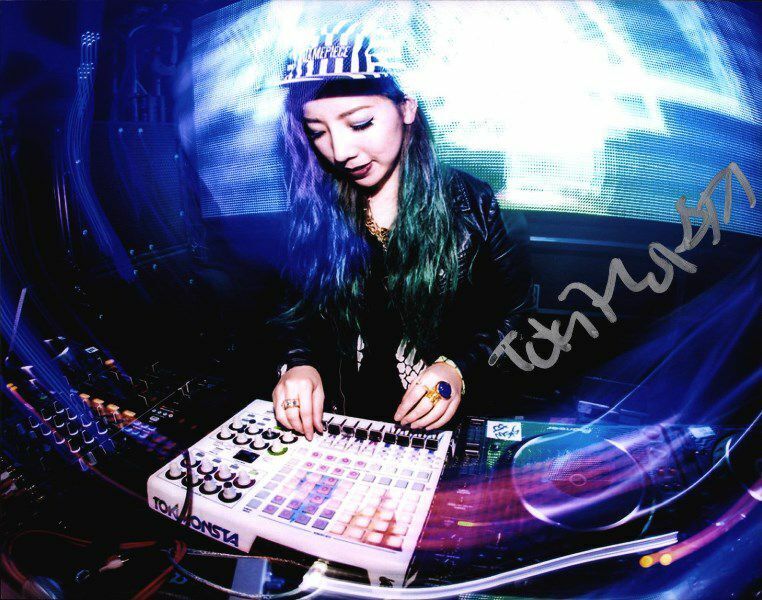 TOKiMONSTA authentic signed dj 8x10 Photo Poster painting W/Certificate Autographed (518a1)