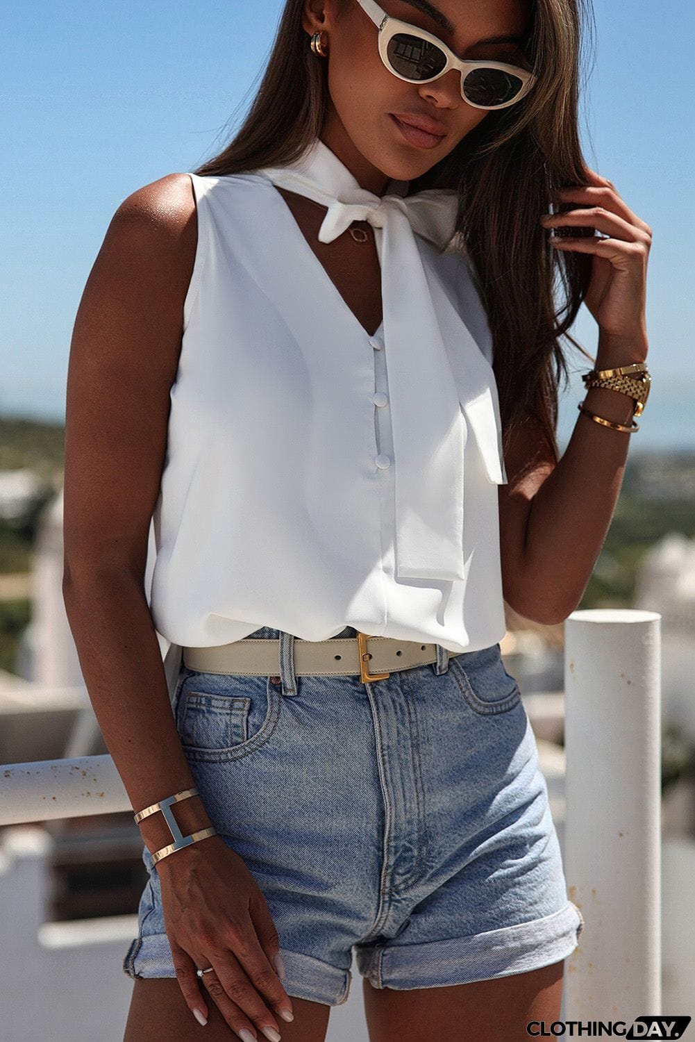 Tie Neck Buttoned Curved Hem Tank