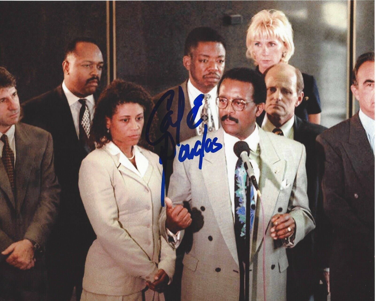 ATTORNEY CARL DOUGLAS SIGNED OJ SIMPSON MURDER TRIAL 8x10 Photo Poster painting COA B DREAM TEAM