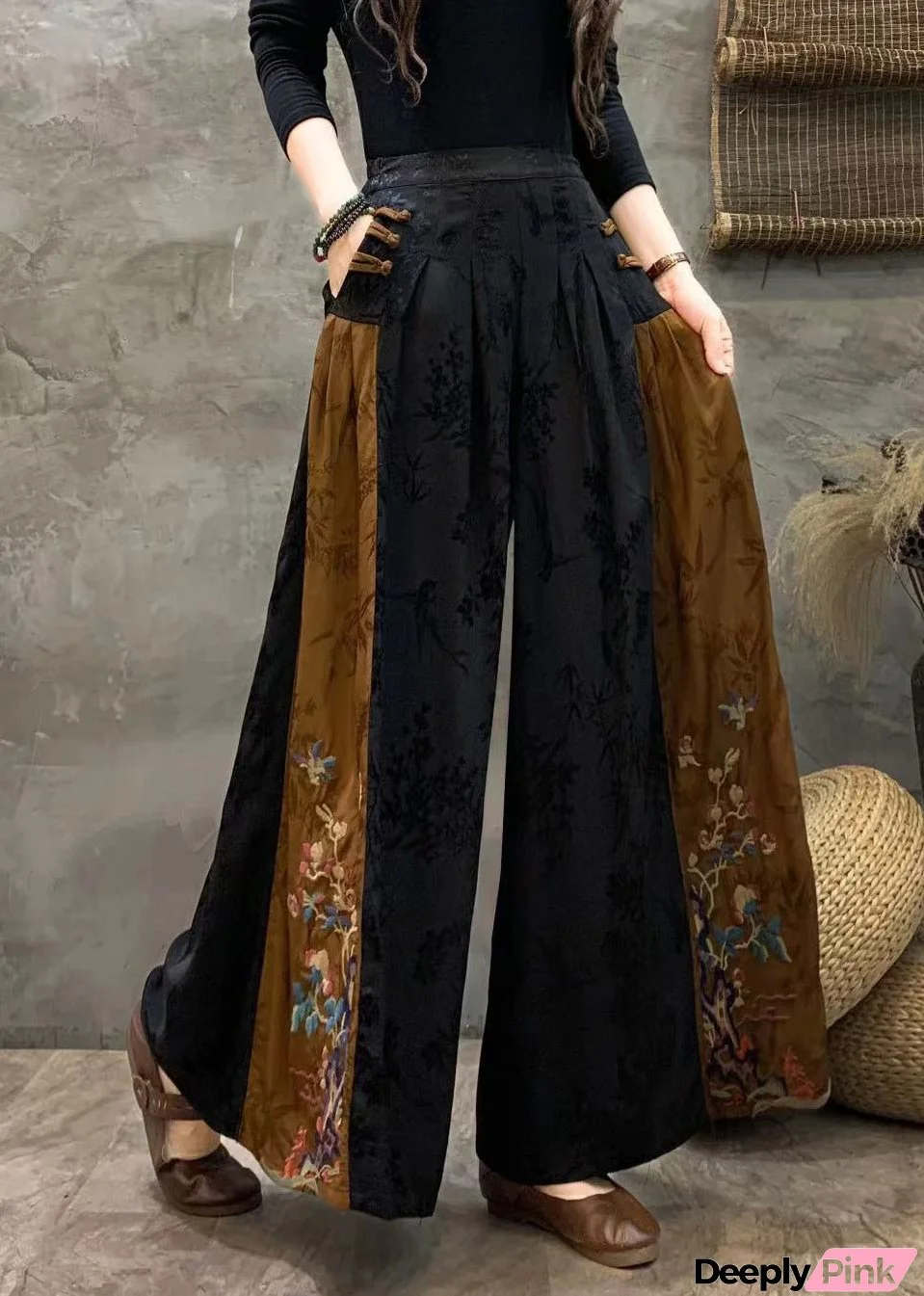 Plus Size Black Embroideried Patchwork Pockets Silk Crop Pants Fall