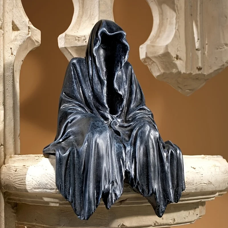 Mysterious Lord Of Black Clothes Ornament