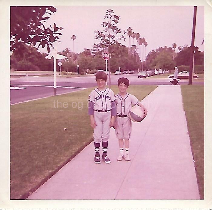 FOUND Photo Poster paintingGRAPH Color BASEBALL BOYS Original Snapshot BASKETBALL 112 1 X