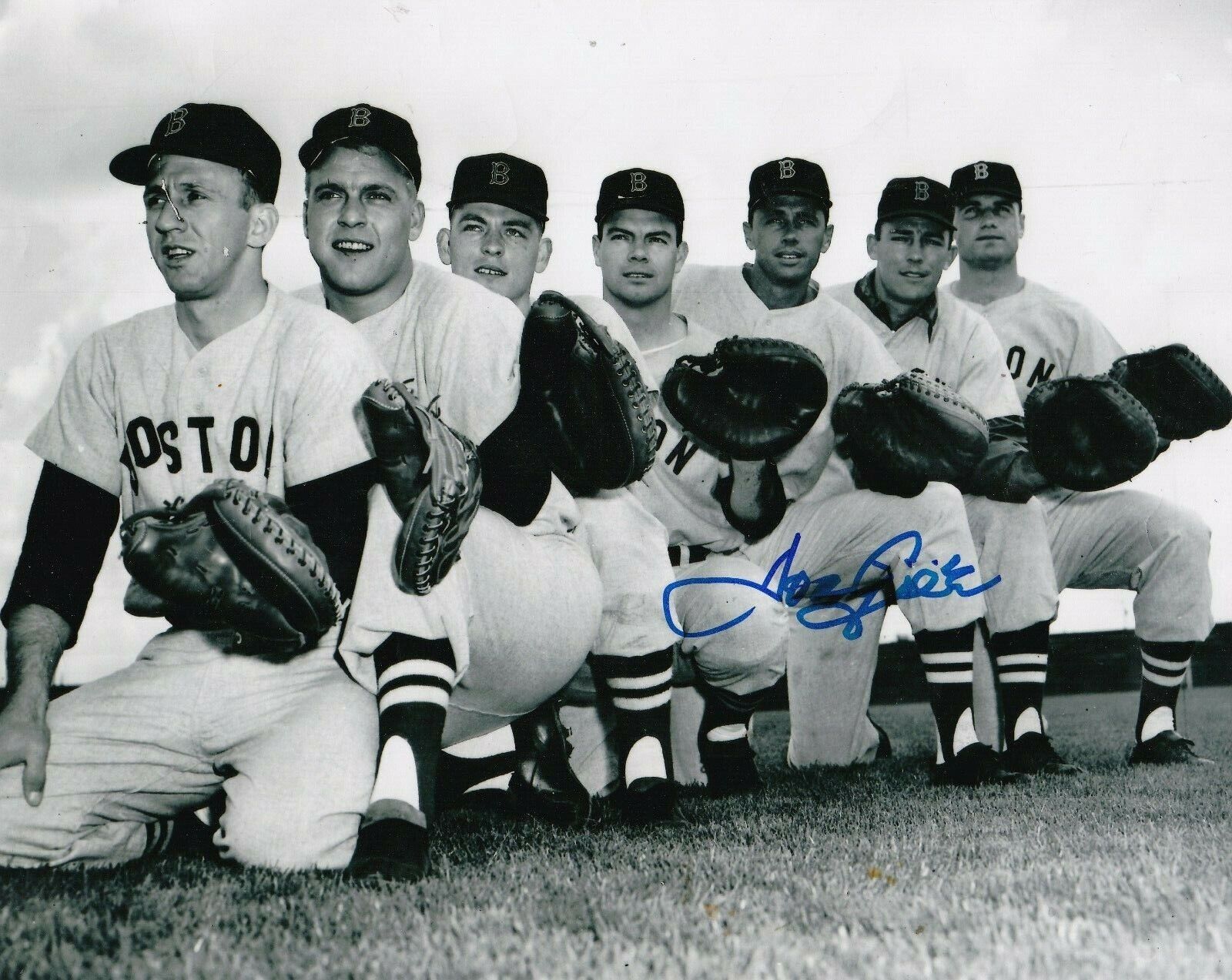 DON GILE BOSTON RED SOX ACTION SIGNED 8x10