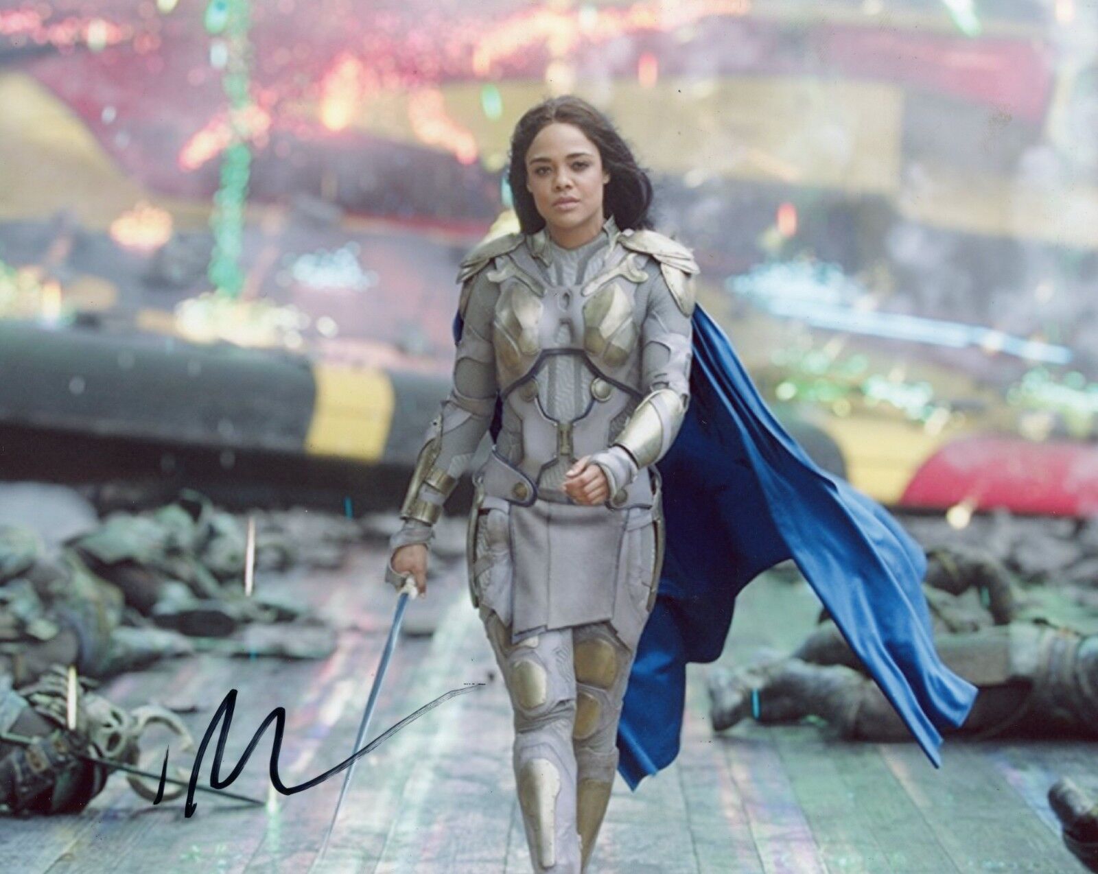 ~~ TESSA THOMPSON Authentic Hand-Signed Thor: Ragnarok - Valkyrie