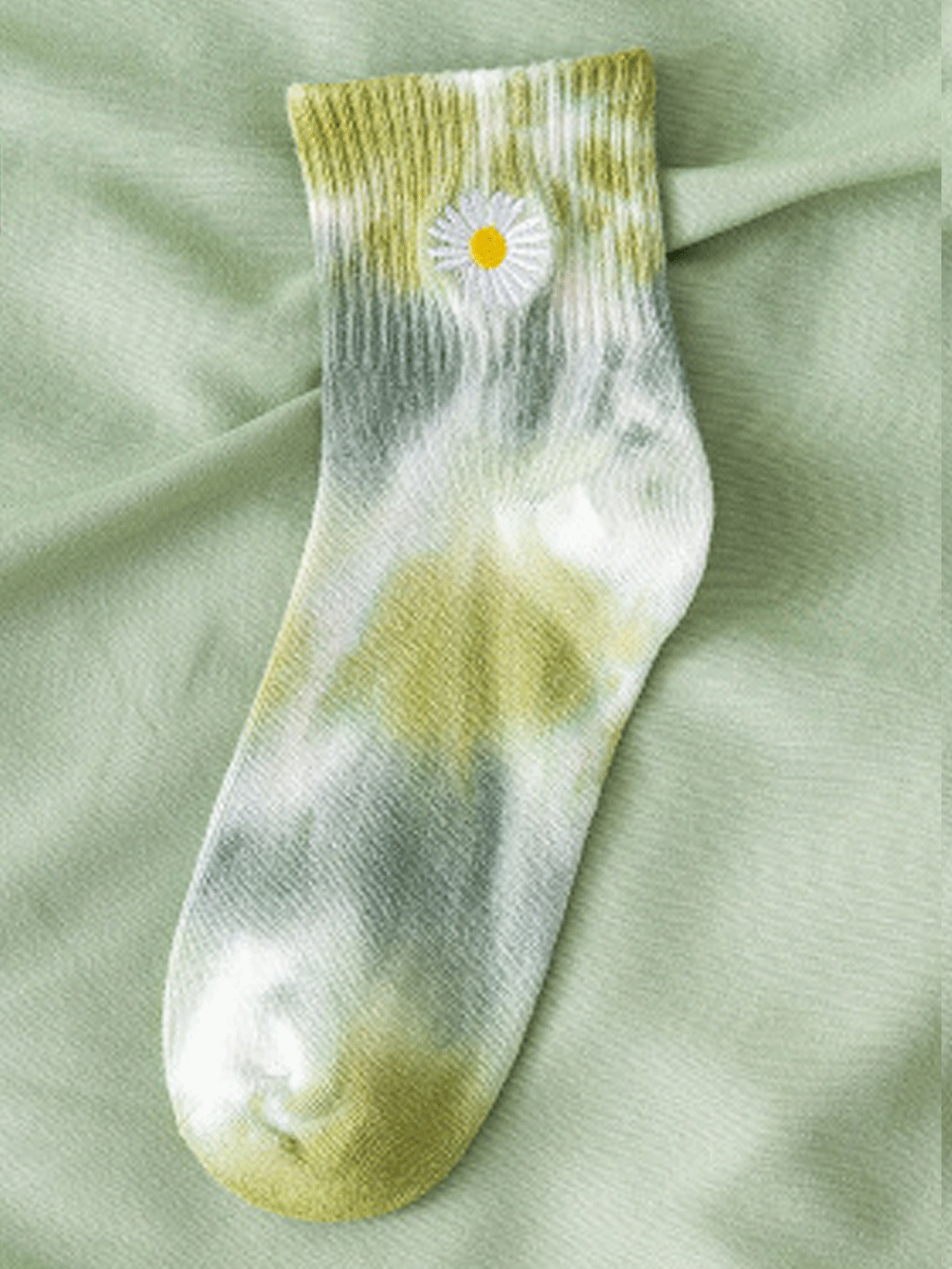 Tie-dyed Embroidery Small Daisy Tide Socks