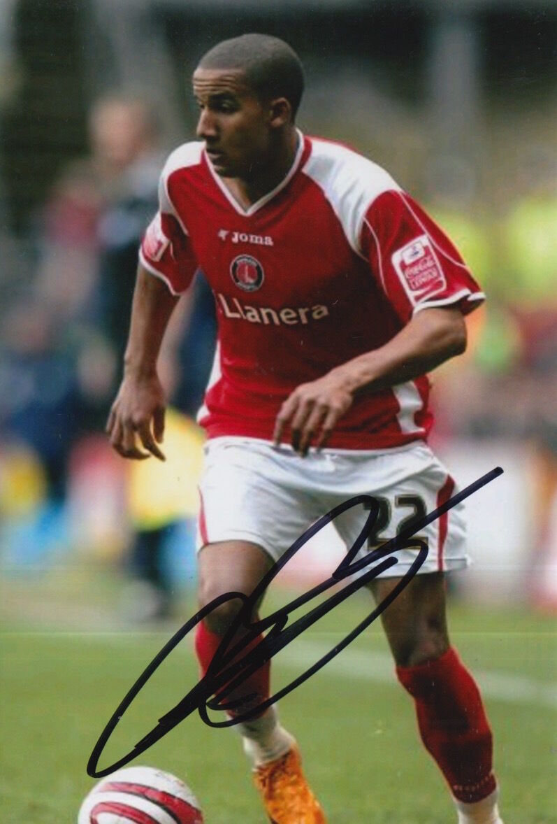 CHARLTON ATHLETIC HAND SIGNED SCOTT SINCLAIR 6X4 Photo Poster painting 1.