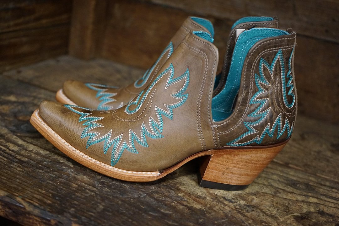 Ariat Women's Dixon Ash Brown & Turquoise Snip Toe Ankle Shortie Boots 10031484