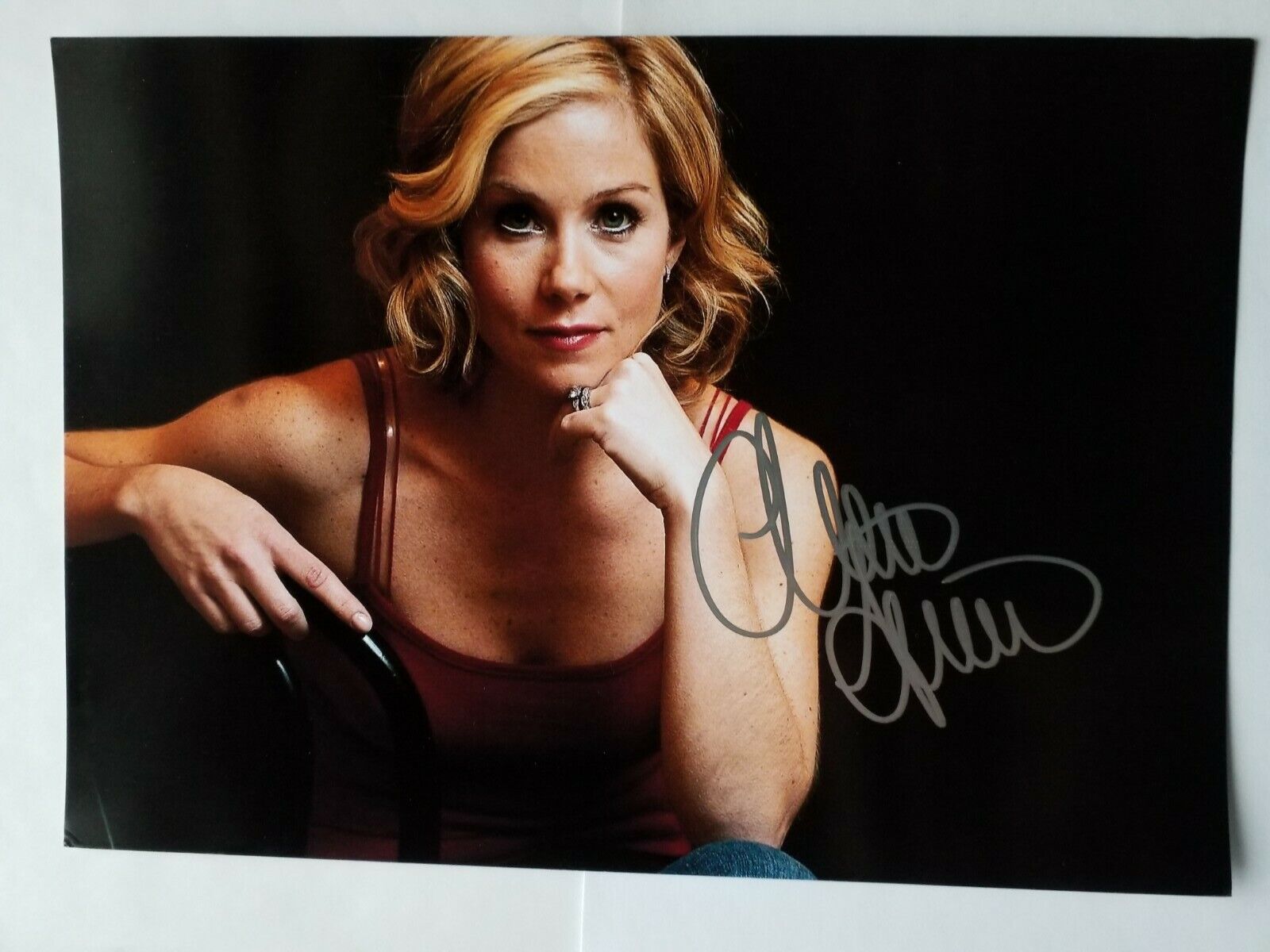 Christina Applegate Autographed 11 3/4 x 8 1/4 Photo Poster painting - Married With Children