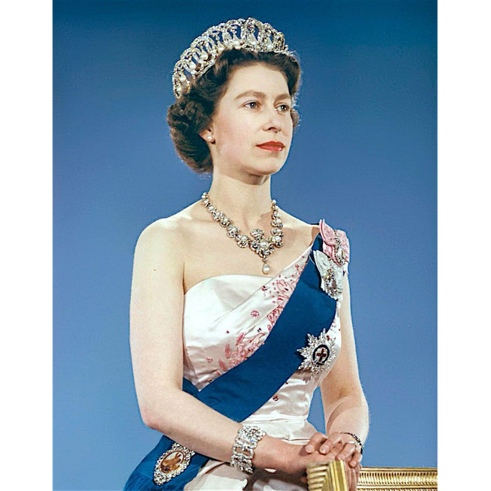 

The Queen of England - Round Drill Diamond Painting - 40*50CM, 501 Original