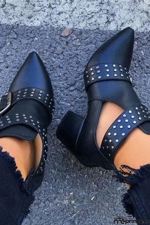 Rivet Buckle Pointed Lintin Martin Boots