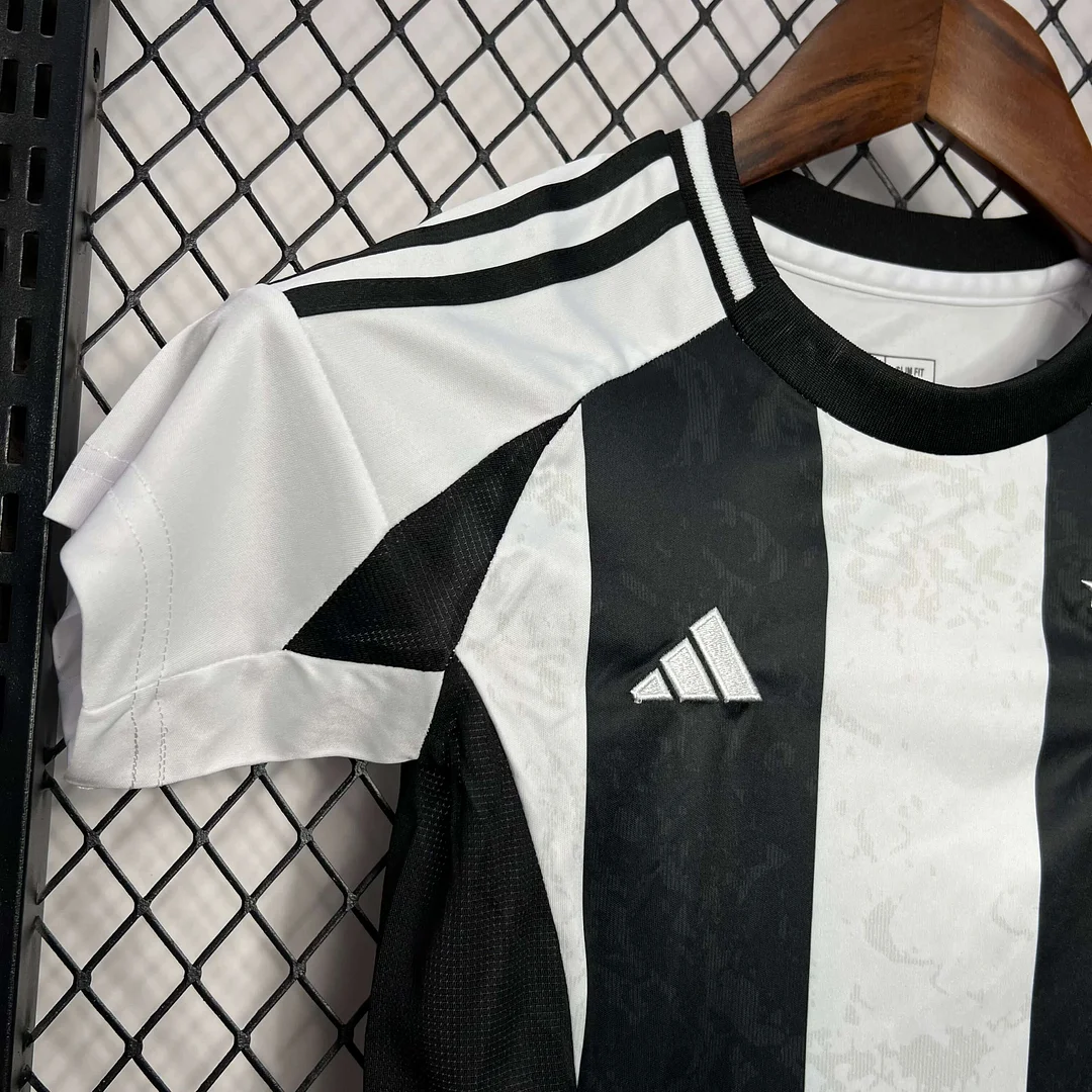 2024/2025 Kids Size Juventus Home Soccer Jersey 1:1 Thai Quality