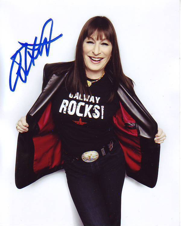 ANJELICA HUSTON signed autographed GALWAY ROCKS! 8x10 Photo Poster painting