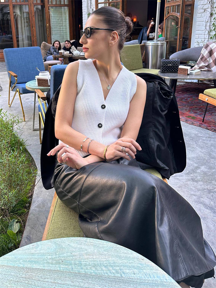 Ootddress Knit Casual Ribbed Vest Cardigan For Women Solid Slim V-Neck Sleeveless High Waist Outwear Female Loose Knit Vest Sweater