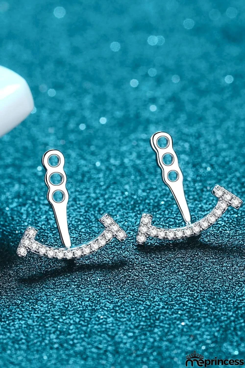 Two Ways To Wear Moissanite Earrings