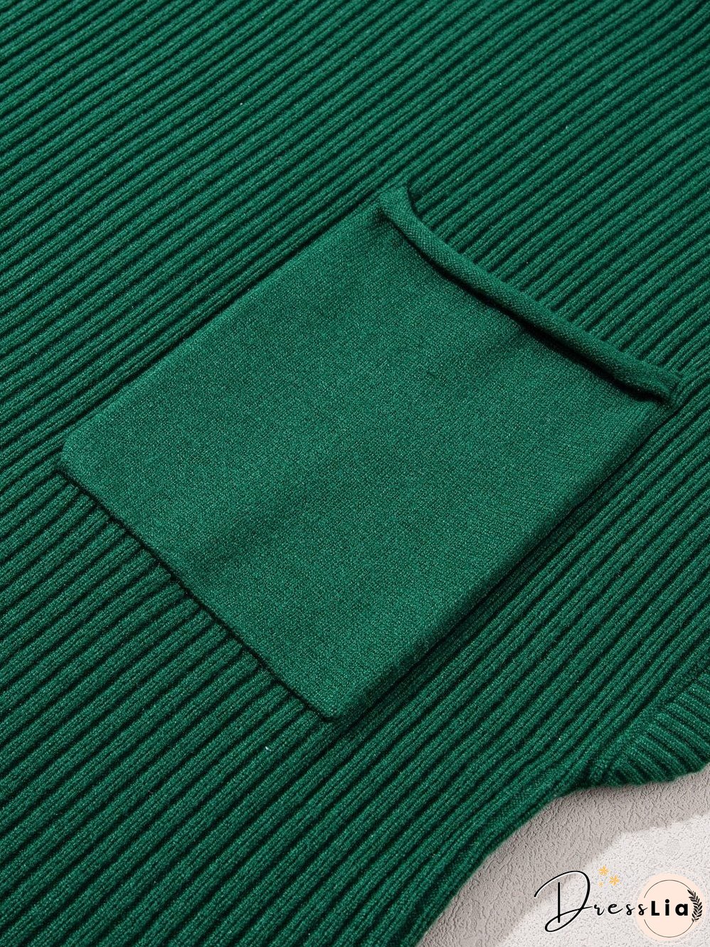 Green Ribbed Knit Short Sleeve Sweater with Patch Pocket