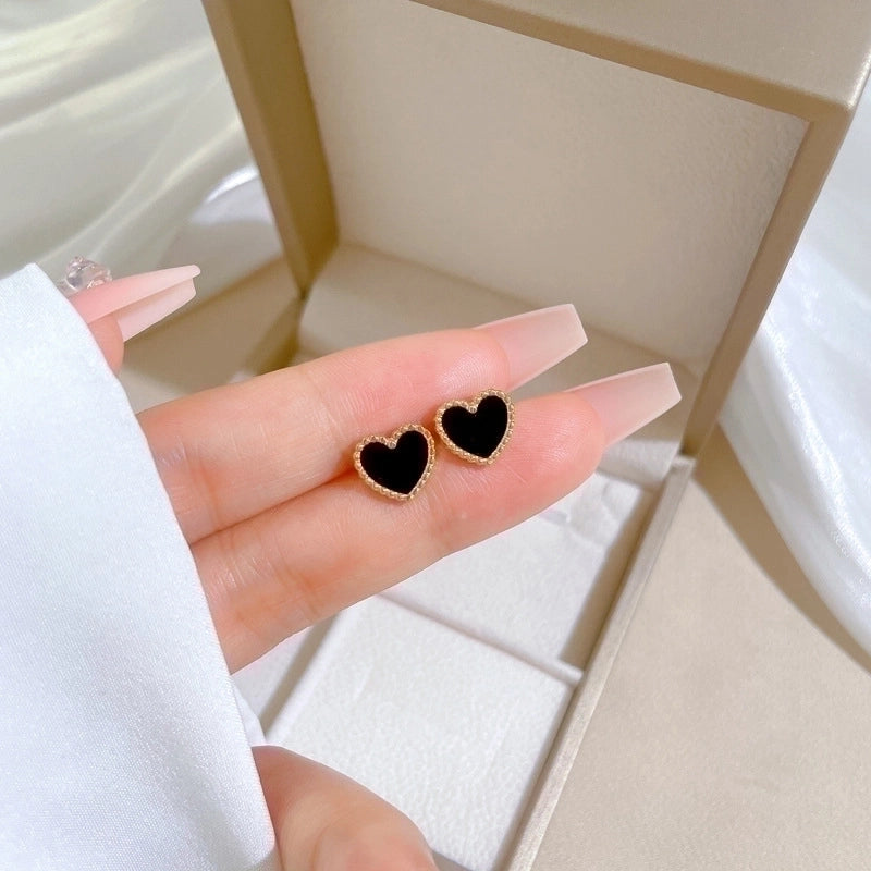 1 Pair Modern Style Minimalist Heart Shape Titanium Steel Ear Studs