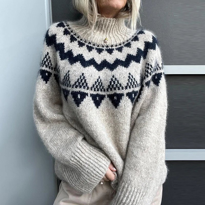 Icelandic Classic Wavy Geometric Jacquard Turtleneck Sweater