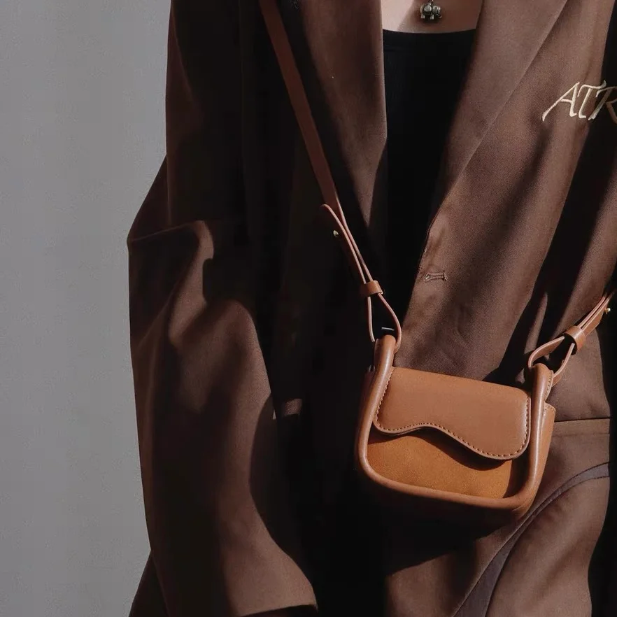Danccia CLAREHAL CROSSBODY BAG