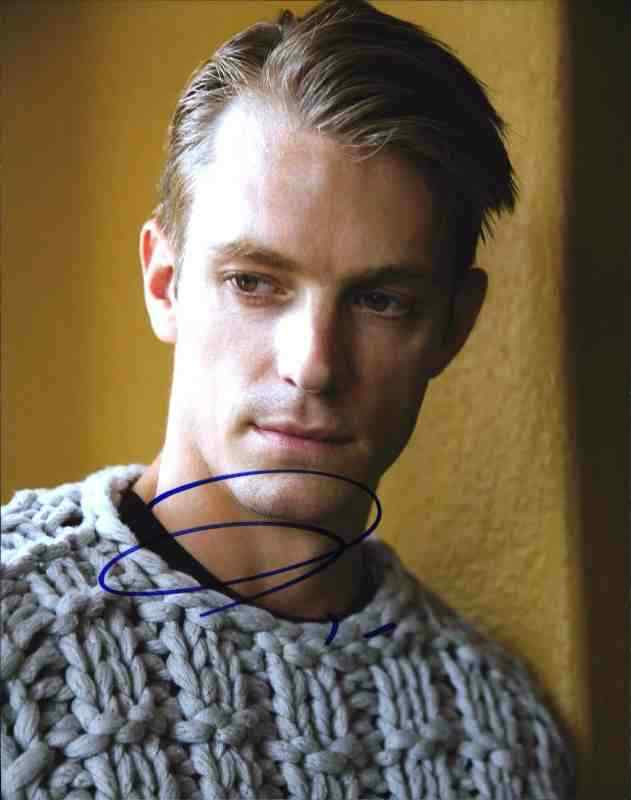 Joel Kinnaman authentic signed celebrity 8x10 Photo Poster painting W/Cert Autograph A0208