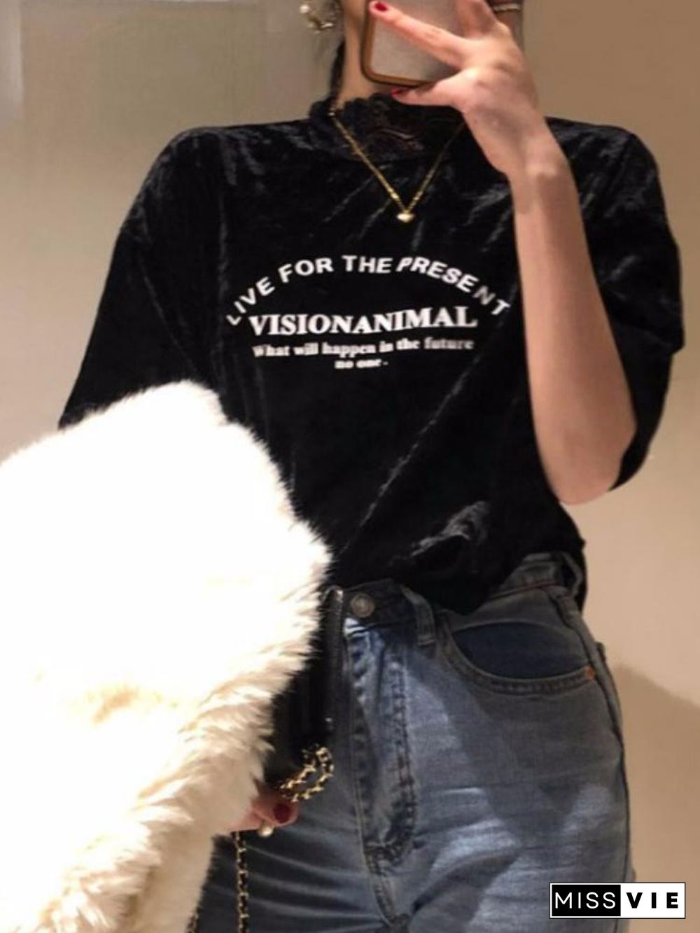 Round Neck Letter Printed Velvet Top